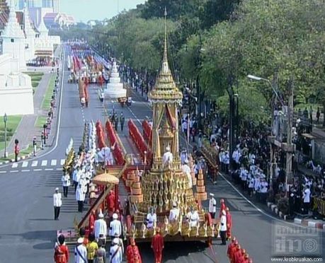 ประมวลภาพ!ขบวนอัญเชิญพระโกศสมเด็จพระเจ้าภคินีเธอ เจ้าฟ้าเพชรรัตนราชสุดาฯ