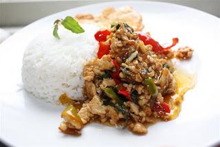 สูตรกระเพราไก่ 