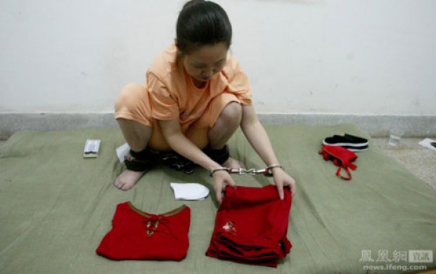 เปิดภาพ 12 ชั่วโมง สุดท้ายของ นักโทษหญิง ชาวจีน ก่อนถูกประหารชีวิต (คลิป)