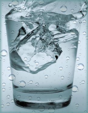 8 วิธีให้คุณหันมาดื่มน้ำง่ายขึ้น