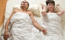 5 ท่านอนสำหรับคนมีคู่ แบบไหนถูก แบบไหนผิด