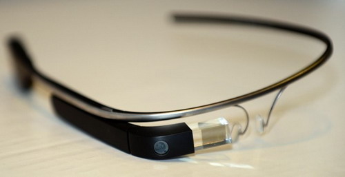 แพทย์สหรัฐฯใช้ Google Glass ผ่าตัดเปลี่ยนหัวไหล่คนไข้สำเร็จ