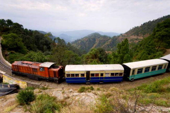 แนะนำ 8 เส้นทางรถไฟสายมหัศจรรย์ที่เห็นแล้วต้องอึ้ง!