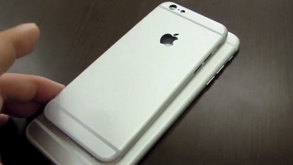 ชมคลิปฝาหลัง iPhone 6 สีเงินขนาด 4.7 นิ้วที่อ้างว่าเป็นของจริง