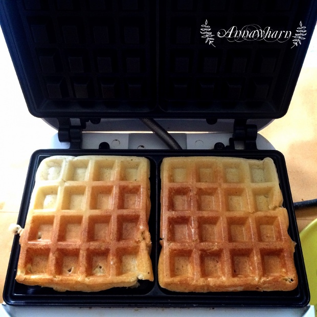 WAFFLE วาฟเฟิล กรอบนอกนุ่มใน >>ทำง่ายๆไม่ต้องง้อร้านดัง<<