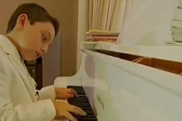 เด็กวัย 9 ขวบออกอัลบั้มเพลงบรรเลงเปียโน 
