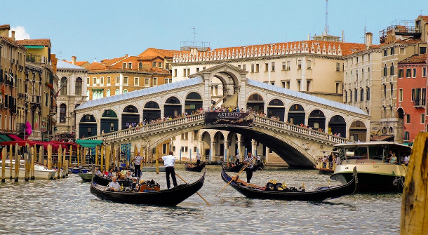 Rialto Bridge, Italy