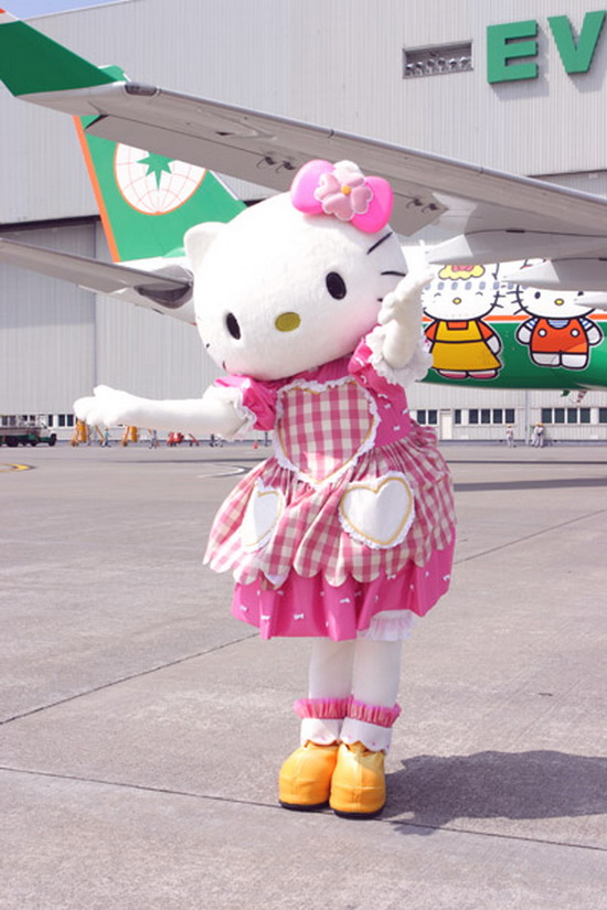 ใจละลายไปกับ เครื่องบิน “Hello Kitty Jet” น่ารักมุ้งมิ้งยกลำ