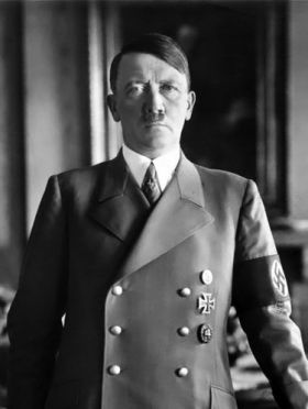 "อดอร์ฟ ฮิตเลอร์" ผู้นำนาซีเยอรมัน