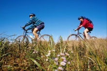 ปั่นจักรยานดีอย่างไร? – 13 benefits of cycling