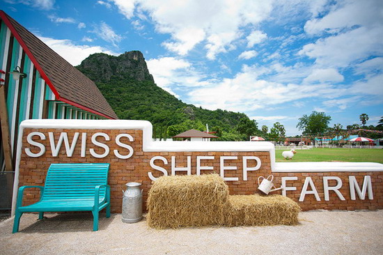 บรรยากาศฟาร์มแบบสวิสท่ามกลางหุบเขาแห่งความรัก Swiss Sheep Farm