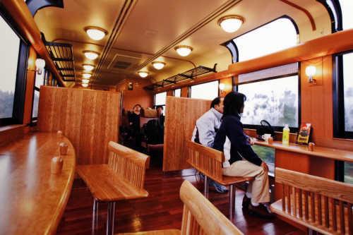 เมื่อญี่ปุ่นดีไซน์ขบวนรถไฟ