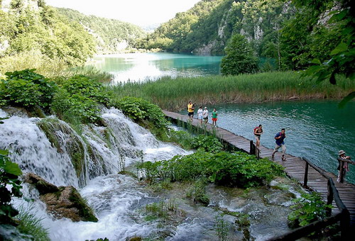 ทะเลสาบพลิทวิเซ่ ประเทศโครเอเชีย (Plitvice Lakes, Croatia) 