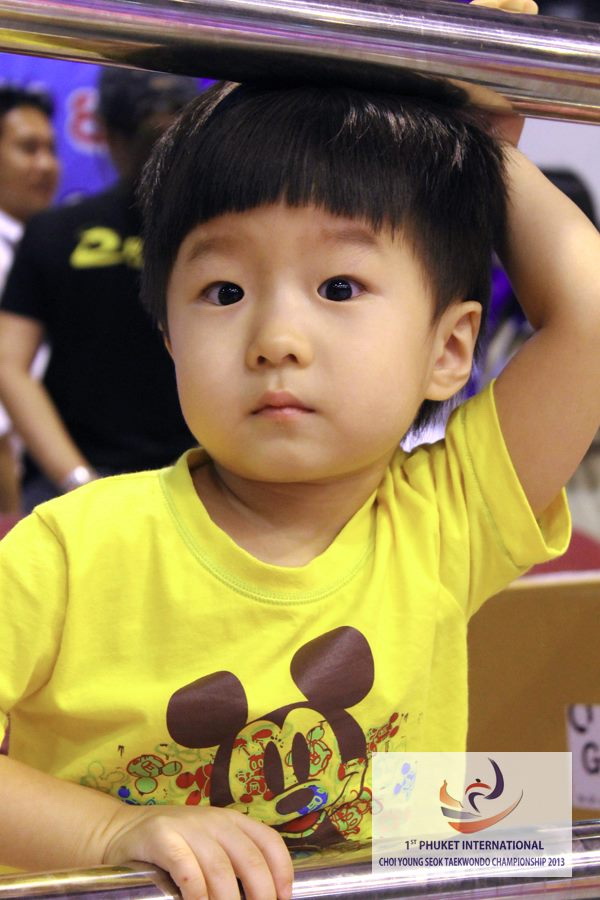 “น้องเซชุนมิน” ลูกชายตัวน้อยหนึ่งกำลังใจดีๆ ของ “โค้ช เช”