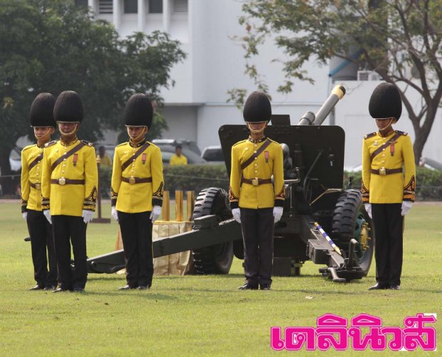 ประมวลภาพวันแห่งความปลื้มปีติของพสกนิกรชาวไทย 2