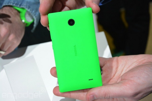 โนเกียเปิดตัว Nokia X มือถือแอนดรอยด์ ราคา 4,000 บาท