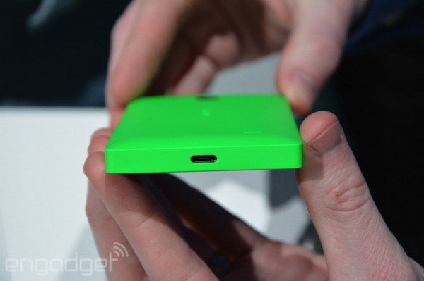 โนเกียเปิดตัว Nokia X มือถือแอนดรอยด์ ราคา 4,000 บาท