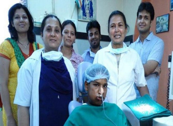 แพทย์อึ้ง!ผ่าตัดฟัน232ซี่ออกจากปากหนุ่มอินเดีย