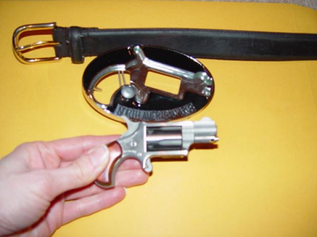 เปิดตัวปืนNAA Plug ขนาด.22 กระบอกเดียวกับที่บิ๊กแจ๊ดถูกจับ