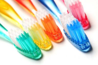 วิธีดูแลแปรงสีฟัน เพื่อช่องปากสะอาดสุขภาพดี
