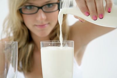 4 ความเข้าใจผิดเกี่ยวกับเรื่อง นม 
