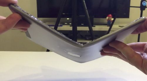 เพื่ออัลไลจับ iPad Air 2 มาทดสอบการโค้งงอด้วย Bend Test!