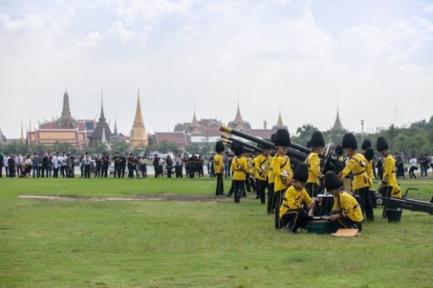 การยิงสลุต ถวายอาลัย พระราชพิธีถวายพระเพลิงพระบรมศพ กระสุนปืนใหญ่จะไปตกที่ไหน