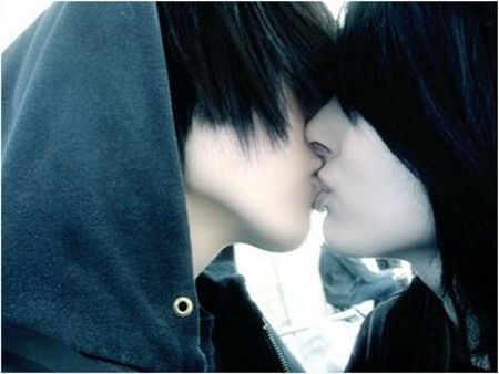 การจูบ 10 วิธีที่ทำให้แฟนคุณอ่อนระทวย