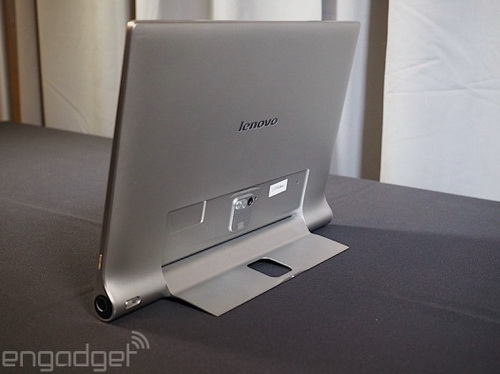 เปิดตัว Lenovo Yoga Tablet 2 Pro แท็บเล็ตหน้าจอ 2K พร้อมโปรเจกเตอร์ในตัว!