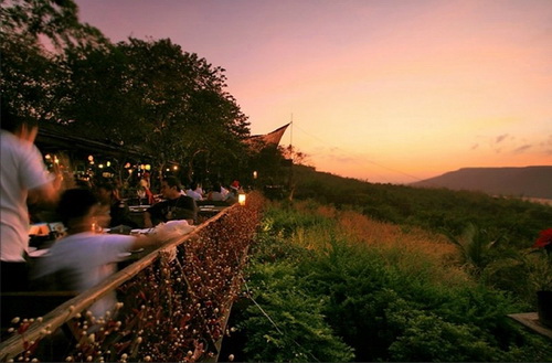 7 สุดยอดร้านอาหารวิวสวยเมืองไทย รีบไปซะ!