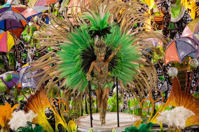 เทศกาลคาร์นิวัลที่เมืองริโอเดจาเนโร ประเทศบราซิล