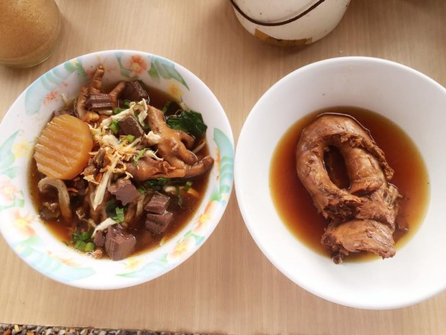 ชาวเน็ตปลื้มใจอิ่มอร่อยกับ ก๋วยเตี๋ยวไก่มะระสู้ชีวิต! 