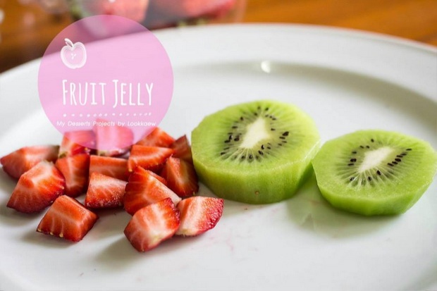 Fruits Jelly วุ้นผลไม้สด น่ากินดับร้อน เห็นแล้วเป๊ะ!!!