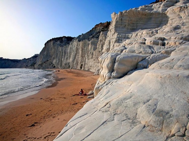 12 หาดสวยน้ำใสสุดยอดเมืองโรมิโอ