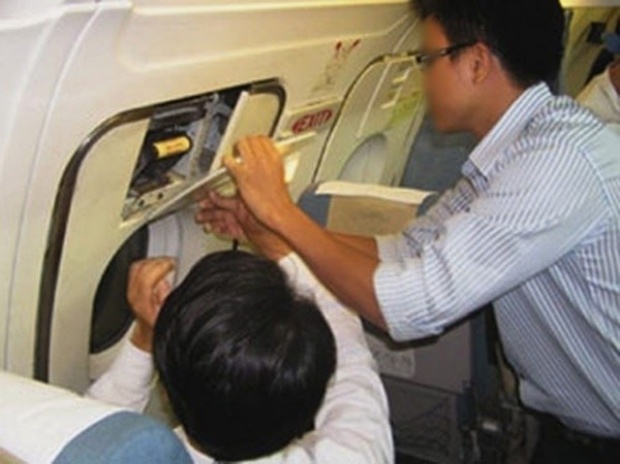 เรื่องสุดเพลียที่พบเจอบนเครื่องบิน ในประเทศเวียดนาม นี่มันฝันร้ายแห่งการเดินทางชัดๆ