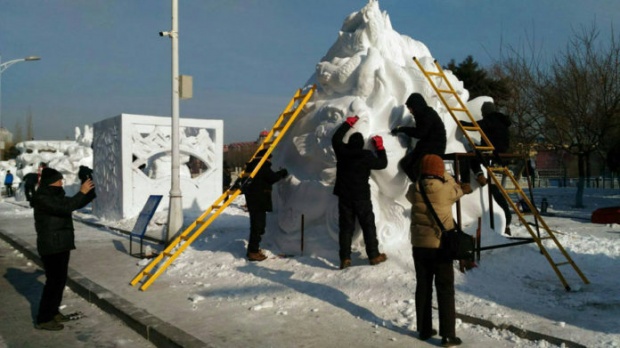 ทีมเยาวชนไทยพิชิตรางวัลแกะสลักหิมะระดับโลก 