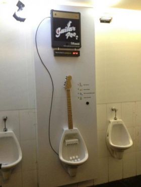 ห้องน้ำสำหรับผู้รักเสียงกีต้าร์