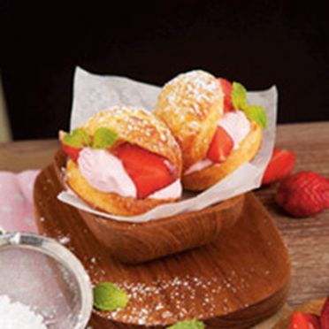 Strawberry Choux Cream