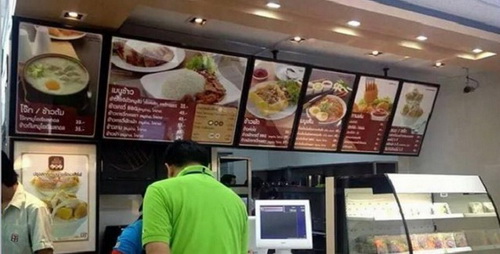 ชาวเน็ตฮือฮา!!เมื่อ 7-Eleven ไทยมี ‘อาหารตามสั่ง’ ขายแล้ว