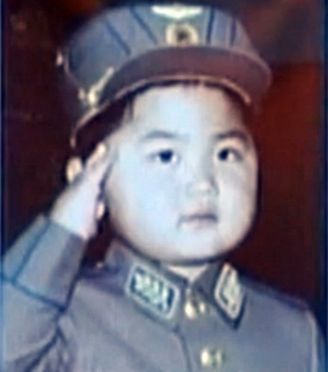 ภาพวัยเด็ก คิมจองอึน ผู้นำสูงสุดของเกาหลีเหนือ
