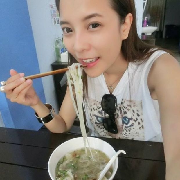 น้องอั้ม แม่ค้าขายก๋วยจั๊บญวน เมืองทอง กรุงเทพ