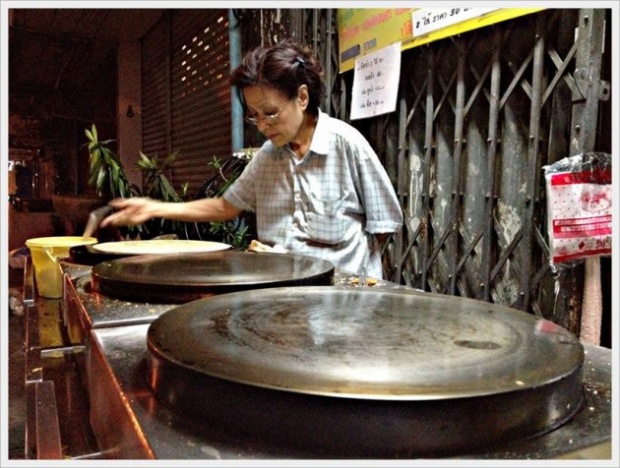 พลิกตำนาน เครปป้าเฉื่อย ของกินสุดยูนีค ถึงต้องกินชาติหน้าแต่ก็ควรค่าแก่การต่อคิว!!