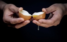 ไข่ที่มีจุดเลือดปนสามารถรับประทานได้หรือไม่?