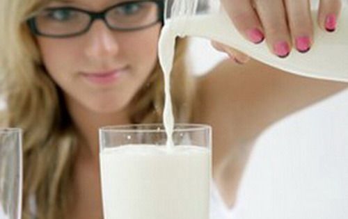 ดื่มนมเป็นประจำ ดีอย่างที่คิดจริงหรือ?   