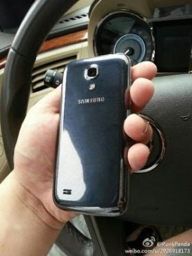 หลุดมาหลายภาพ ! Galaxy S4 mini