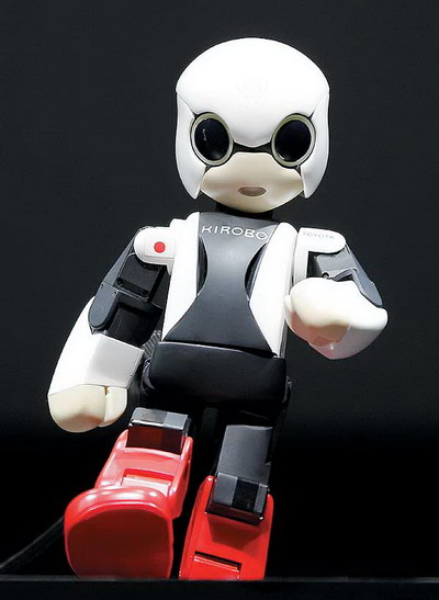 คิโรโบะ หุ่นยนต์นักบินอวกาศ