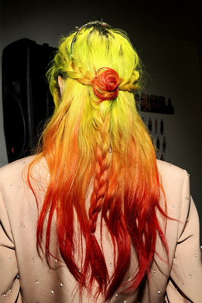 สีผมสุดแซ่บของ Chloe Norgaard 