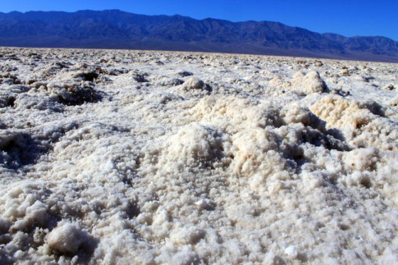 ทะเลสาบเกลือในอุทยานแห่งชาติเดธวัลเลย์ (Death Valley National Park) 