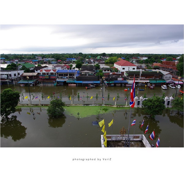 บรรยากาศวิกฤิตน้ำท่วม จากโรงพยาบาลพระนครศรีอยุธยา จากผู้ประสบภัย