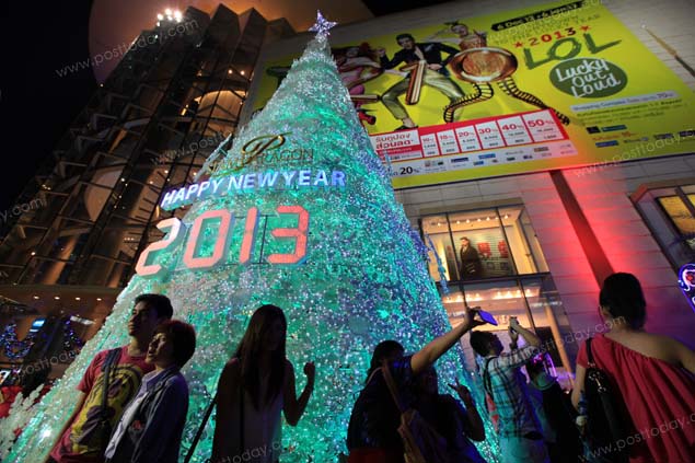 แสงสีแห่งเทศกาลปีใหม่ในกรุงเทพ